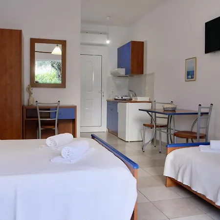 Lappas Guest house Rovies