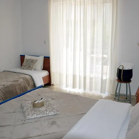 Lappas Guest house